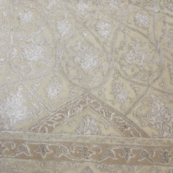 Svetlý vintage koberec Begum 1243