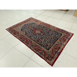 Nádherný vzácny Isfahan známa tkáčska rodina Modet