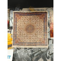 Iránsky hodvábny štvorcový koberec Aysan Venus Qom 2 x 2m