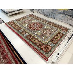 Iránsky strojový behúň Acra Atena Red