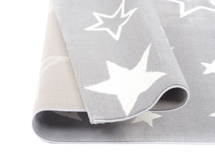Detail extra jemného shaggy koberca pre deti s hviezdičkami Kiddy Star 640 šedá
